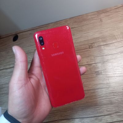 Samsung A20 sotiladi