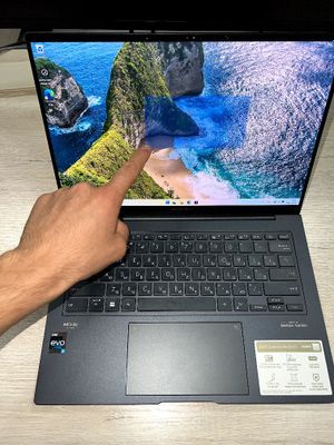 Asus ZenBook 14X OLED