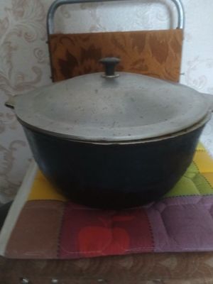 Продам 8 литровый казан и 5 литровый