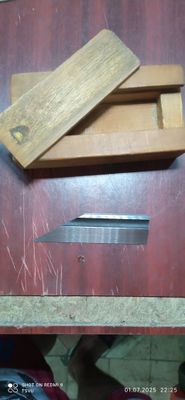 Лекальная линейка