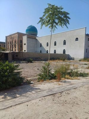 Oqariq Yangi qurilyatgan Masjid oldida uy sotiladi yer