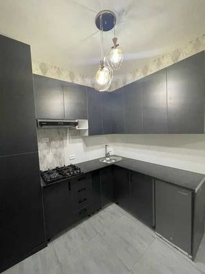 Срочно сдается дом рядом с Азербайджанским центром 3 комнаты,1 сотка.