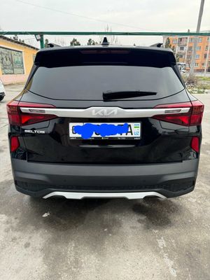 Автомобиль KIA SELTOS