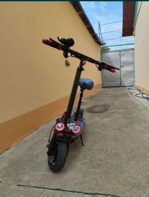 E scooter сотилади электросамокат