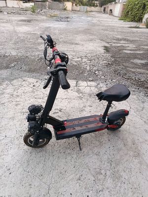 продаю самокат электрический