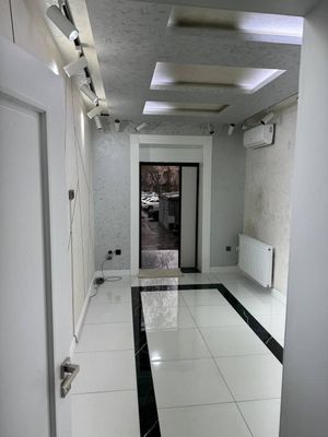 Продается Нежилое помещение в центре, Айбег 100кв