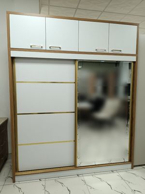 Современный шкаф купе