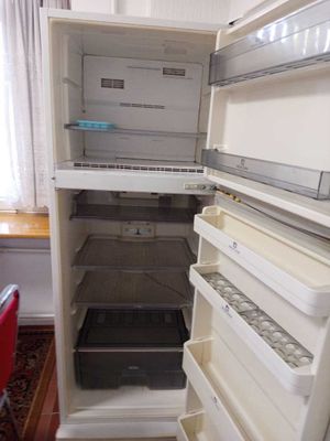 Холодильник, рабочий