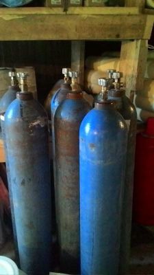 kislarod balonlari uch dona. кислород Балон 3 дона