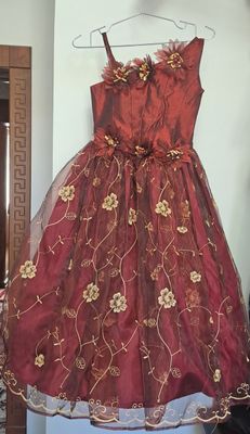 Красное детское платье для девочек. Qizlar uchun qizil bolalar libosla