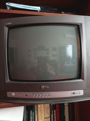 Телевизор LG оригинал
