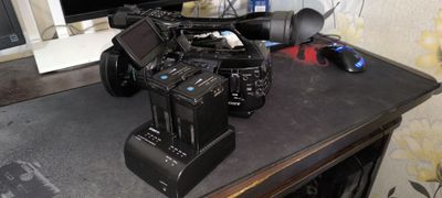 продаётся в/кам Sony NX1