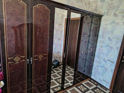 SOTILADI 2.500 ming hammasi