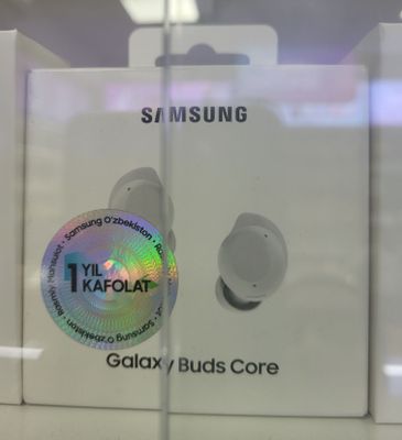 Samsung Buds core.