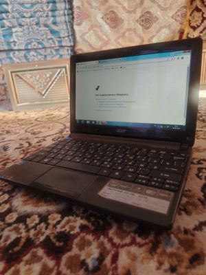 Noutbook sotiladi