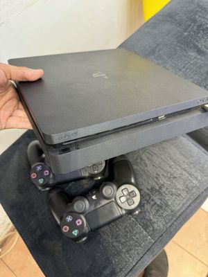Playstation 4 slim sotiladi 512gb srochna