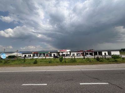 Нотурар бино соталид. Ижарачилари бор таййор бизнес.