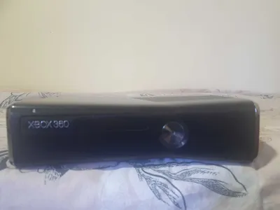 Х бокс 360 без гейпада в отличном состоянии более 1000 игр