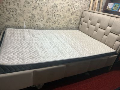 Кровать продается