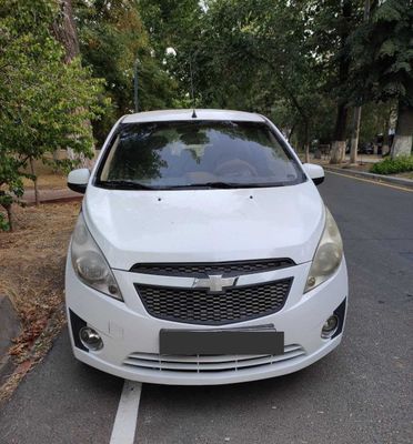 Продается Spark Evro -1 (2012, автомат)