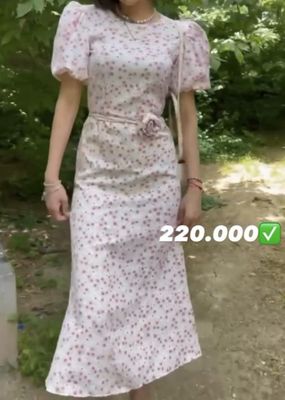 Женское платье розовое