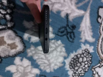spark 20 pro 5 G Xotira 8+8/256