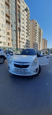 Spark sotiladi 1.2 li mator