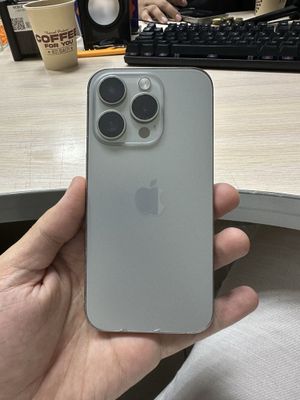 Iphone 15 pro ….