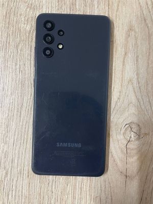 Samsung A 32 sotiladi srochni