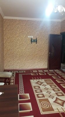 2ком./3/5 Юнусабад 19кв.Полуобстановка,чистая.Школа,детсад рядом