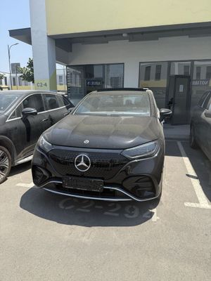 Mercedes eqe500