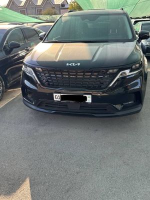 KIA Carnival Luxe 2023