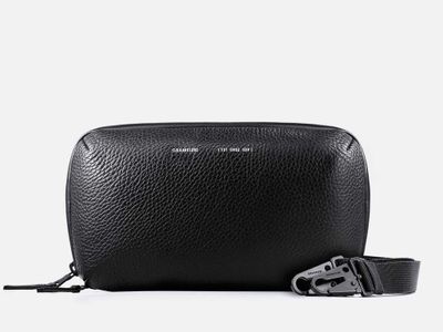 Продается барсетка GRAMS28 131 Essential Pouch