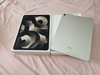 Идеал Apple iPad Air 5 M1 64GB