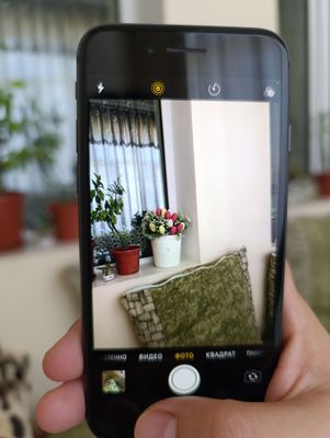 iPhone 8