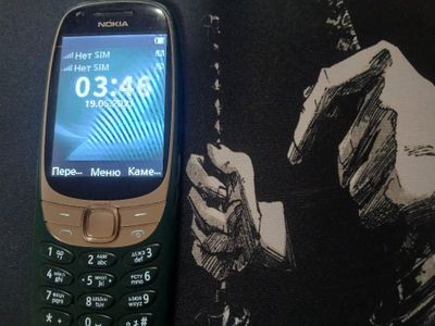 Assalom alekum telefon sotiladi Nokia 6310 Banan 2ta sim