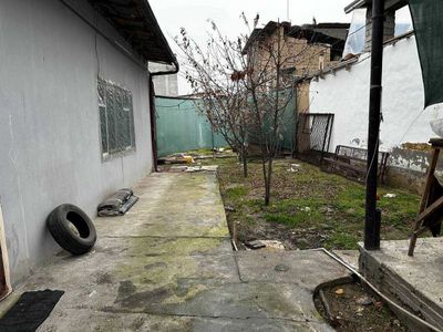 Продается Дом 3.6 сотки на Саракульке ориентир 4 роддом