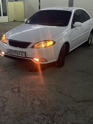 Lacetti 1,8 2012