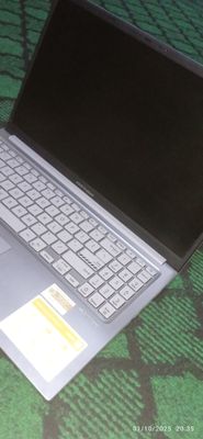 Asus Vivobook core i5