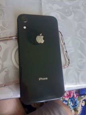 IPhone Xr hamma joyi radnoy