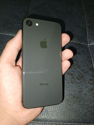 İphone 8 xotira 64 gb