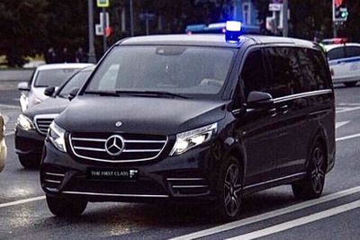 Услуги Поездки на Mercedes Benz V-class Vito Viano S-class, Toy kartej