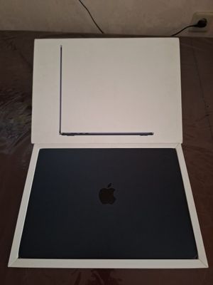 Apple MacBook Air M3 15-inch 16/512GB как новый!
