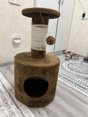 Кошачий дом + когтеточка