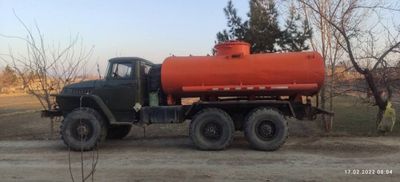 Ural vodovoz 375