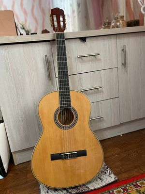 Gitara arzon narxda