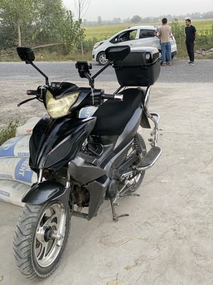 Motosikl Andijon viloyati bo’z tumanida