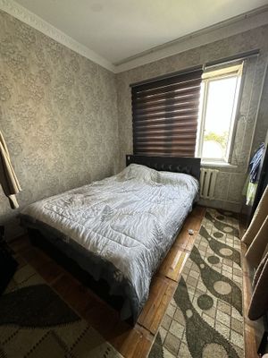Продам мебель на фото имеется шкаф и двойная кровать