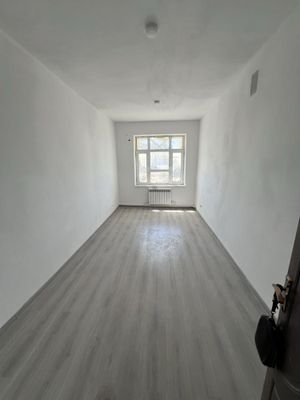 Аренда под офис Вдоль Дороги 16м2, ул. Фаргона йули метро Ташкент