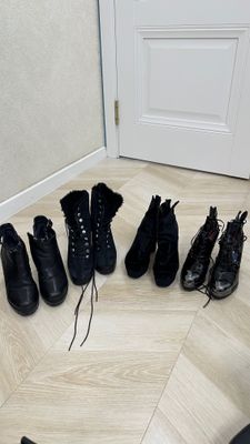 Осенние и зимние сапоги на каблуках
